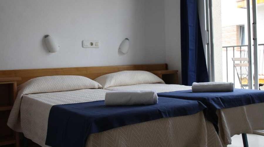 Hostal Sant Jordi Тоса де Мар Екстериор снимка