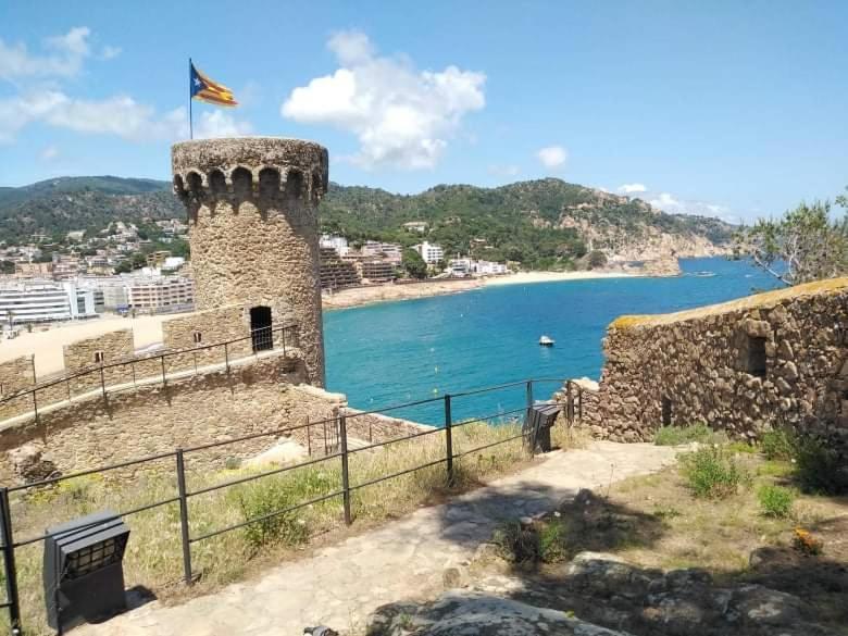 Hostal Sant Jordi Тоса де Мар Екстериор снимка