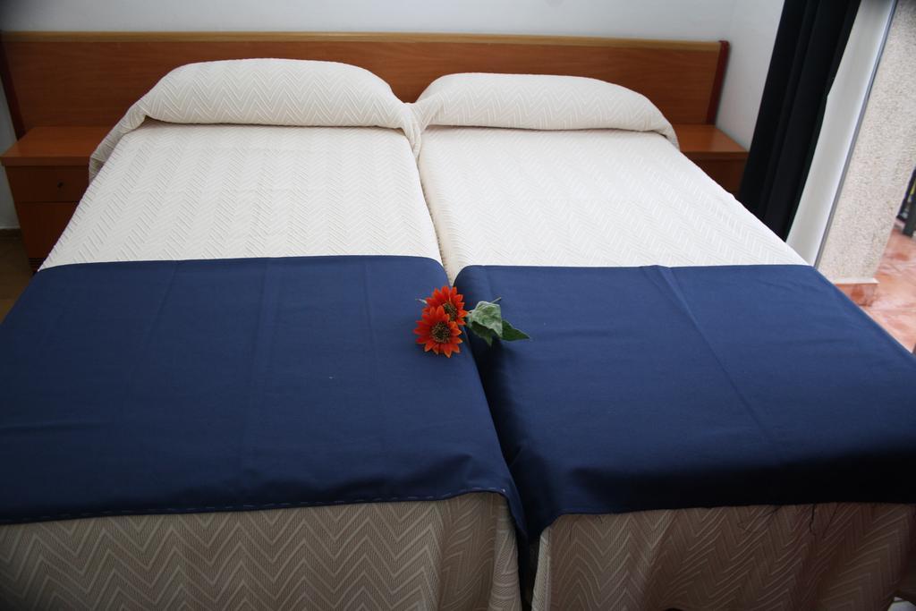 Hostal Sant Jordi Тоса де Мар Екстериор снимка